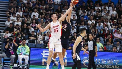 开云体育网页登陆-未来危机！曝郭士强询问遍旅外球员 仅余嘉豪1人驰援男篮