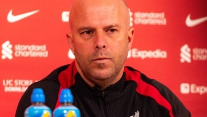 开云体育官方入口-斯洛特：曼联水平比排名好得多，流言不影响阿诺德